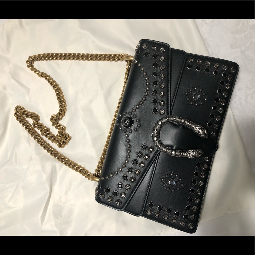 Gucci hangback 🖤